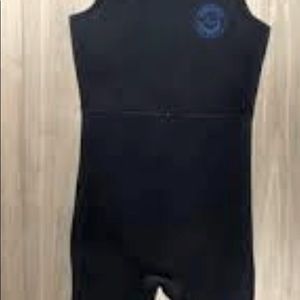 Pacific extreme sleeveless wetsuit in amazing condition 7mm
